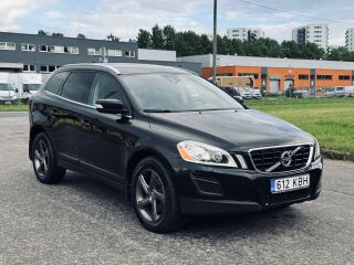 Volvo XC60 Summum AWD MY 2013 2.4 R5 120kW