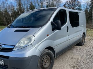 Opel Vivaro 2.5 107kW