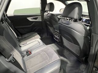 Audi Q8 S-line 50 quattro 3.0 TDI 210кВ