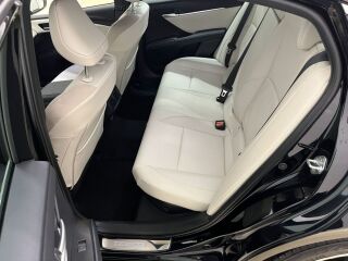 Toyota Camry Executive 137kW