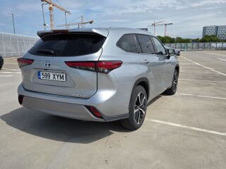Toyota Highlander 2.5 140кВ
