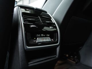 BMW X6 xDrive30d M-Sportpakett Facelift 3.0 210kW