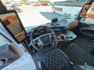 Mercedes-Benz Actros 3658 8x4*4 425kW