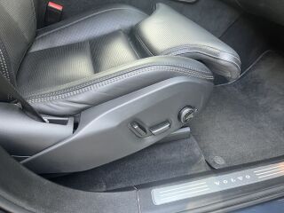 Volvo XC90 AWD B&W 7K 4C LUXURY+ ULTIMATE BRIGHT 2.0 B5 KERS Mild Hybrid 183kW