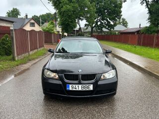 BMW 320 2.0 120kW