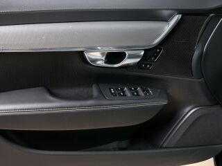 Volvo V90 PLUS DARK INTELLI SAFE PRO 2.0 B4 KERS Mild Hybrid 145kW