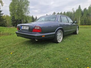 Jaguar XJ6 3.2 R6 155kW