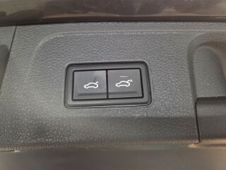 Volkswagen Passat BUSINESS 1.5 110кВ