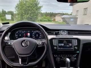 Volkswagen Passat 2.0 140kW