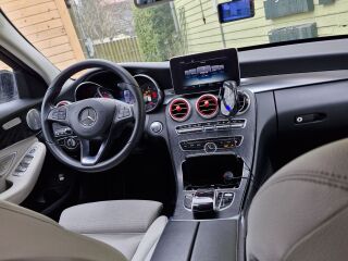 Mercedes-Benz C 220 2.1 125kW