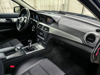 Mercedes-Benz C 200 2.1 100kW