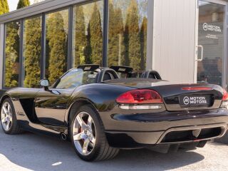 Dodge Viper SRT-10 8.3 372kW