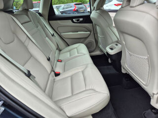 Volvo XC60 Inscription AWD 2.0 145кВ