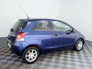 Toyota Yaris Facelift 1.0 51kW