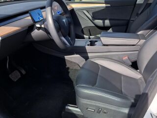 Tesla Model Y Long Range Dual Motor AWD 378 kW