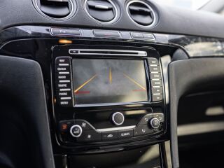 Ford Galaxy Individual Edition Ghia Facelift 2.0 120kW