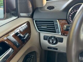 Mercedes-Benz ML 350 3.5 V6 225kW
