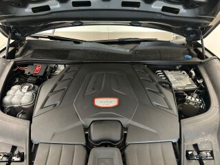 Porsche Cayenne Turbo 4.0 404kW