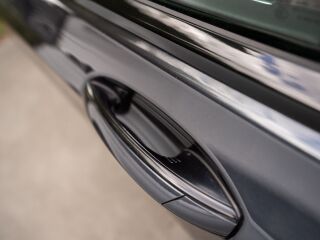 BMW 750 i xDrive M-Sportpakett 4.4 330кВ
