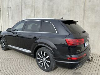 Audi Q7 3x S-line quattro TDI 3.0 S-Line TDI 200кВ