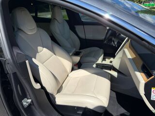 Tesla Model S Dual Motor AWD 386кВ 177kW