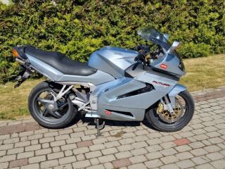 Aprilia RST 1000 V2 84kW