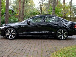 Volvo S60 AWD B&W DARK Ultimate Fullopt 2.0 T8 AWD Recharge 335kW
