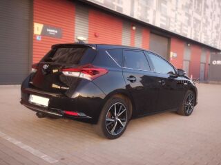 Toyota Auris 1.8 100kW