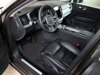 Volvo XC60 AWD BRIGHT RECHARGE INTELLI SAFE PRO MY23 2.0 T6 Recharge Long Range Plug-In-Hybrid 293kW