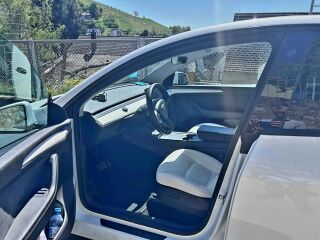 Tesla Model Y Long Range Dual AWD 378kW