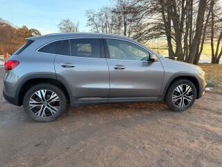 Mercedes-Benz GLA 180 Progressive package 1.3 100kW