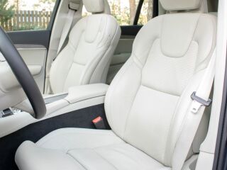 Volvo XC90 AWD Inscription Intelli Lux PRO Wntr 2.0 B5 KERS MHEV Kerghübriid Polestar 183kW 190кВ