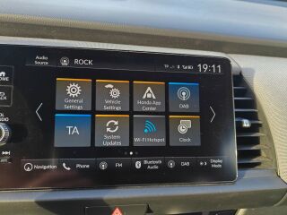 Honda Jazz Crosstar Hybrid Executive 1.5 E hev 72кВ