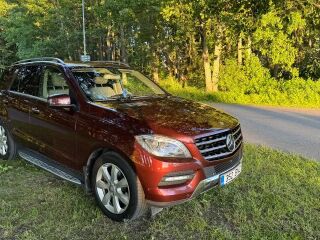 Mercedes-Benz ML 350 3.5 V6 225kW