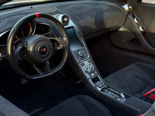 McLaren 650S 3.8 478kW