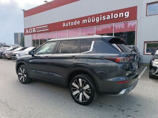 Mitsubishi Outlander Instyle 4WD 2.4 PHEV 225kW