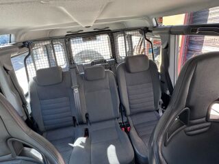 Land Rover Defender Experience 2.4 90kW