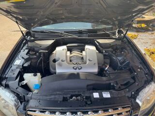 Infiniti FX45 4.5 V8 232kW