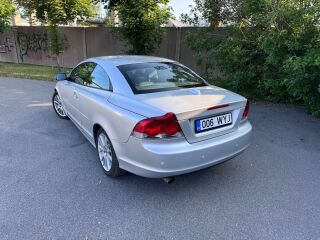 Volvo C70 2.4 R5 132kW