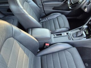 Volkswagen Golf Highline 1.6 81kW