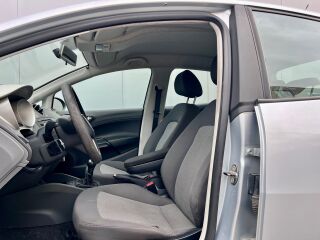 SEAT Ibiza 1.2 77кВ