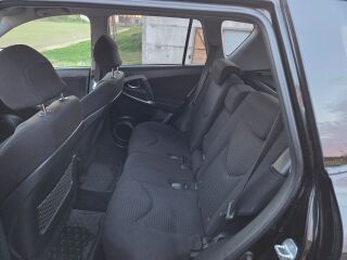 Toyota RAV4 2.2 100kW
