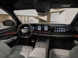 Audi Q7 SUV TDI quattro 3.0 V6 220kW