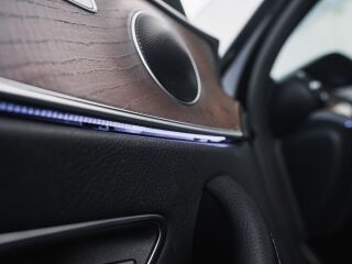 Mercedes-Benz E 200 1.6 118kW
