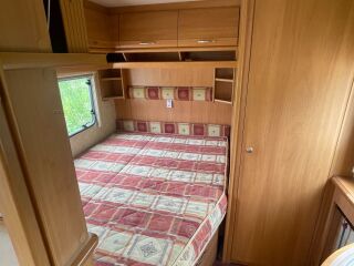 Swift Charisma 550 1295 kg Aku telk