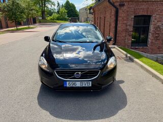 Volvo V40 Summum 1.6 TDi 84kW