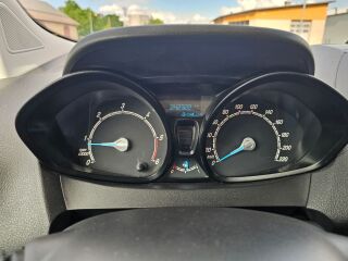 Ford Tourneo Courier 1.6 70kW