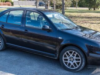 Volkswagen Bora 2.0 R4 85kW