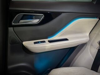 Jaguar F-Pace 2.0 177kW