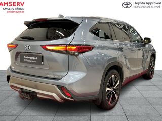 Toyota Highlander Premium Hybrid 2.5 140kW